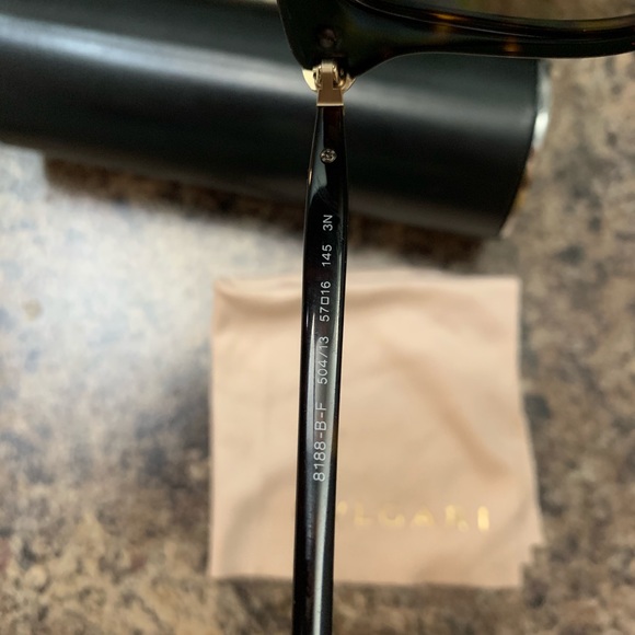 Bulgari sunglasses - Picture 4 of 5